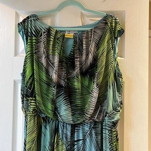 London Times maxi dress w/ tropical palm print. 18W
